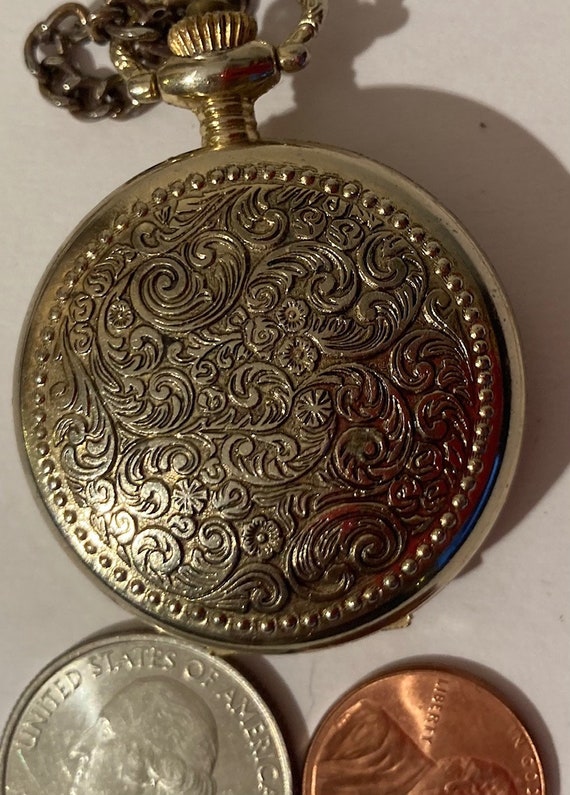 Vintage geneva online pocket watch