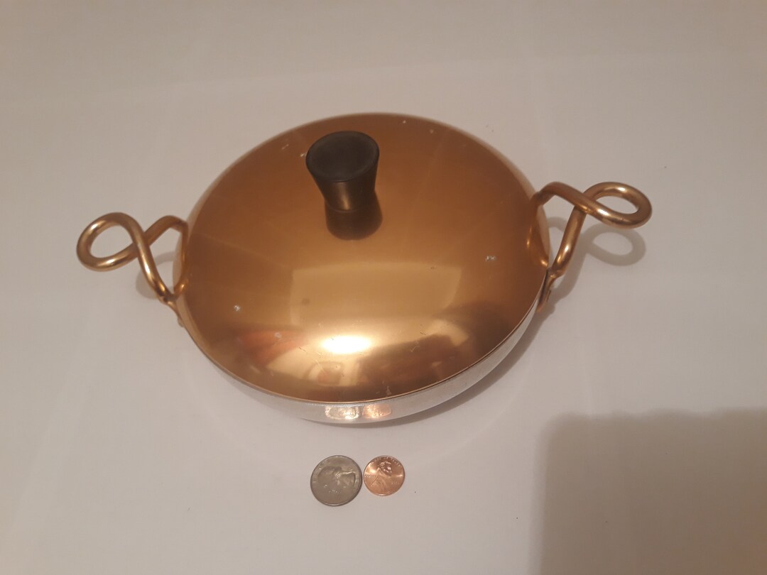 Vintage Metal Aluminum Pot, Made in USA, 7 Pan Size, 12 Handle Size