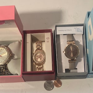 Lotto di 4 orologi da polso vintage, in custodie originali, moda, tempo, orologio, accessorio di abbigliamento, qualità, bello, in scatola, spedizione gratuita