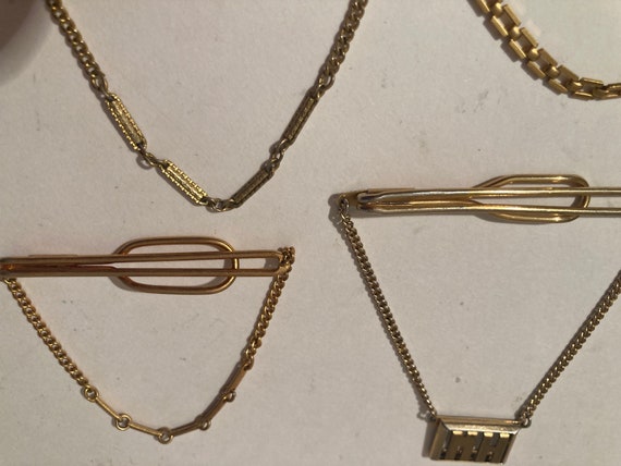 4 Vintage Pins, Brass, Woman, Sculpture, Quality,… - image 2