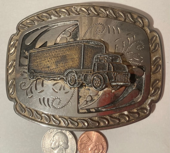 Lot of 4 Vintage Truck Belt Buckles vintage LOT OF 23 belt buckles WESTERN chrome BRASS metal  main image 4