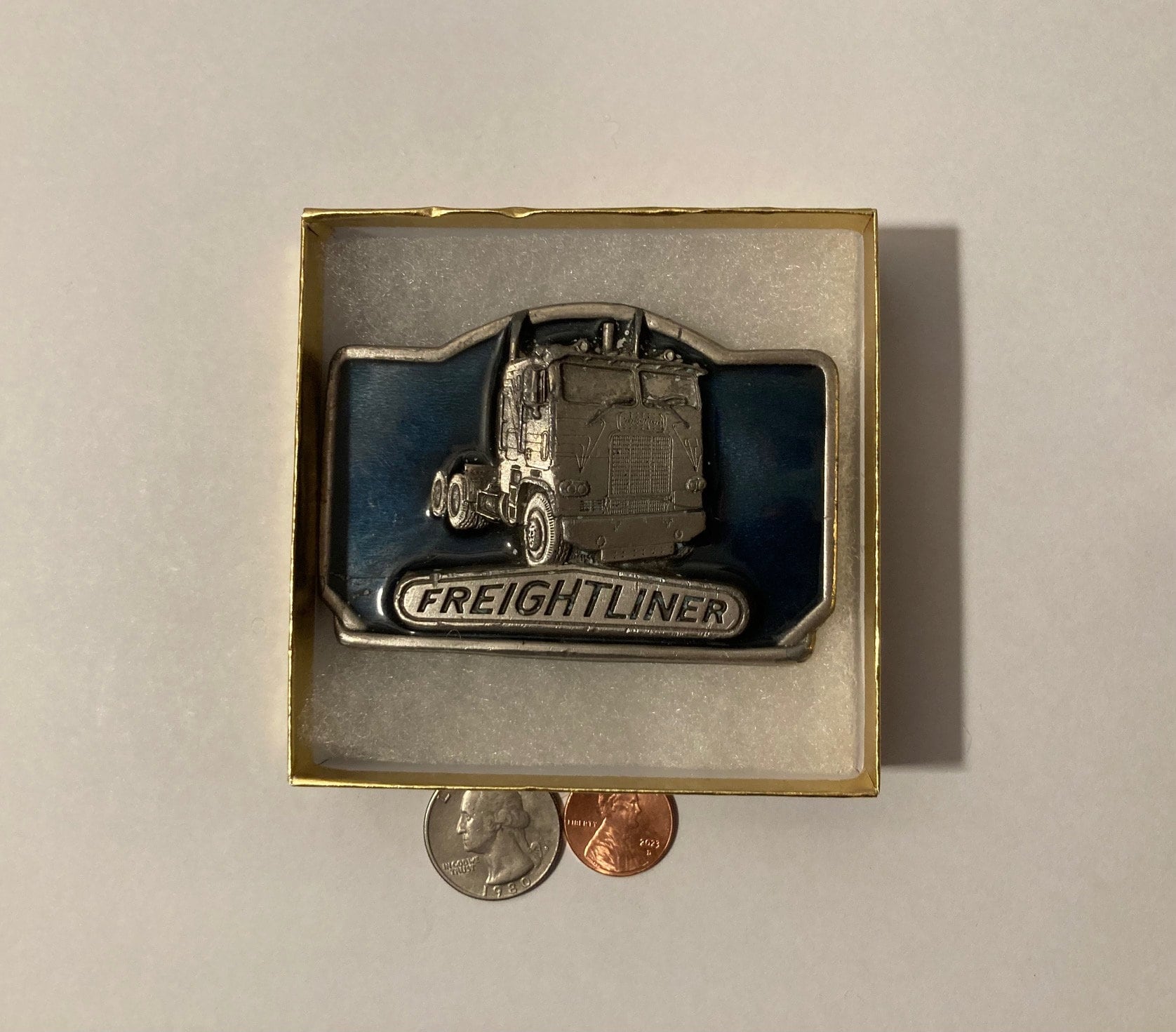Vintage 1978 Metal Belt Buckle Freightliner Enamel Truck Trucking 18 Wheeler Over the Road Nice Design 3 1 2 X 2 1 4 Heavy Duty Etsy Ireland