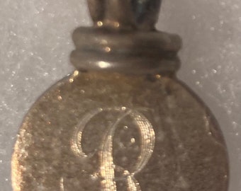 Vintage Sterling Silver Pendant, Nice Letter R, Initial R Design