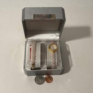 Orologio da polso vintage Gloria Vanderbilt con custodia originale, moda, tempo, orologio, accessorio di abbigliamento, qualità, bello, in scatola