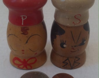 Vintage Salt and Pepper Shakers, Set Vintage Salt & Pepper Shakers, houten, hout, Olvera St, Los Angeles, Californië, houten Shakers