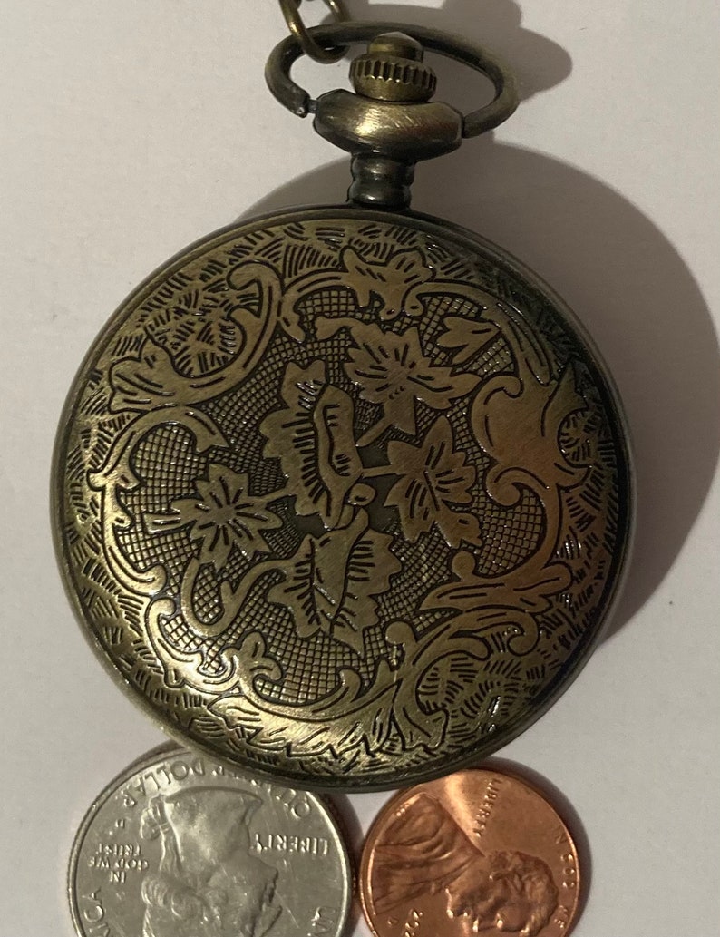 Vintage Metal Pocket Watch, Clock Face, Clock, Time, Style image 4