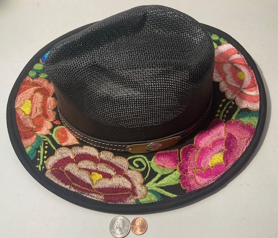 Stetson Romeo Straw hat with Floral Band Stetson Summer Crochet Diamond Raffia Floral Band Hat  main image 3