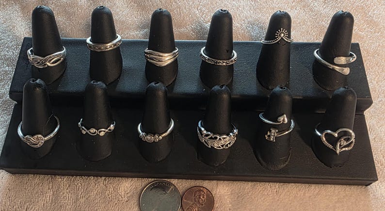 Lot of 12 Vintage Sterling Silver Rings, Display is Included, Free ...