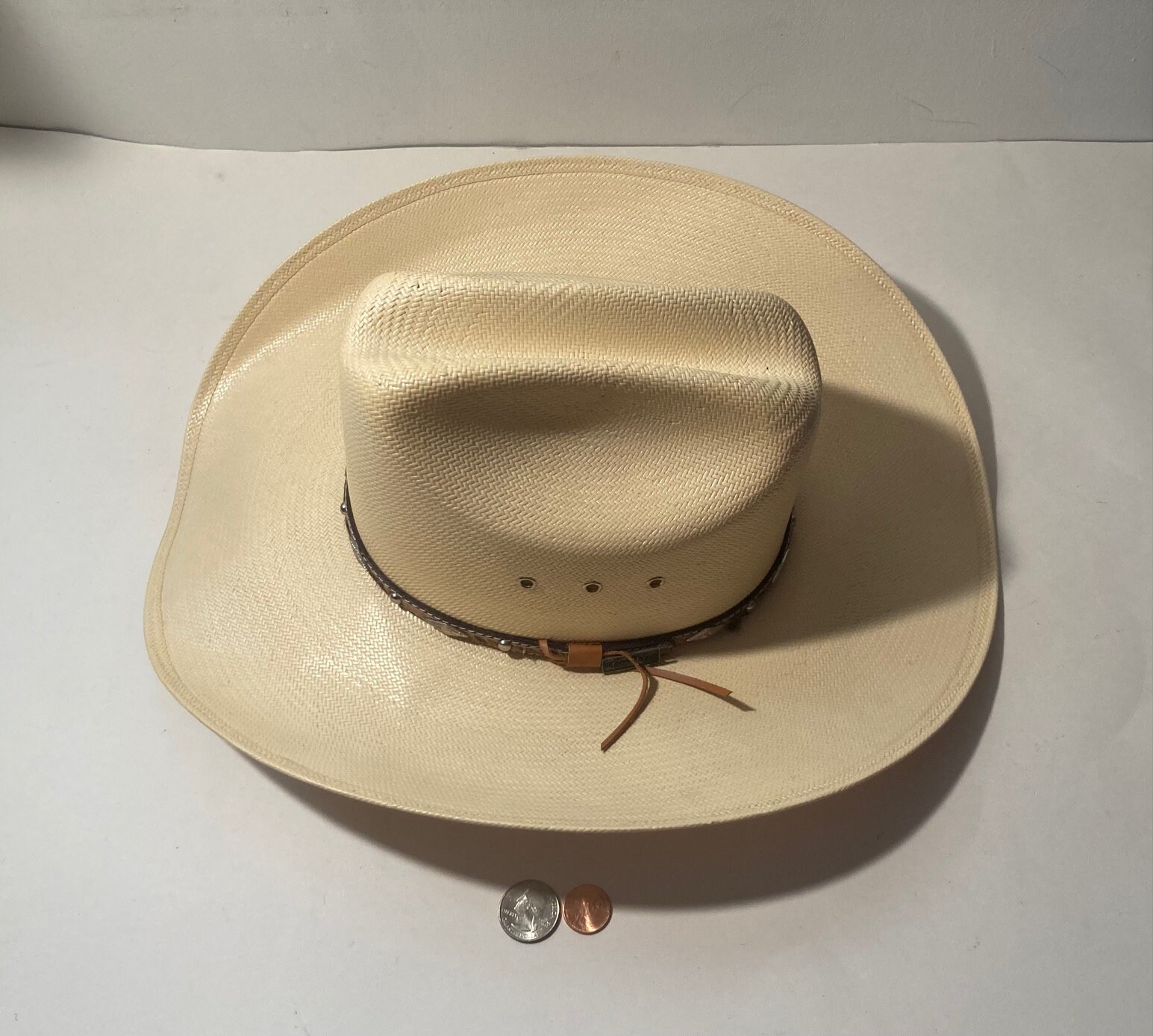 Larry Mahan The Corral By Milano Hat Tan Bandido 100% Straw Hat 6/8-55 Long Oval Larry Mahan main image 3