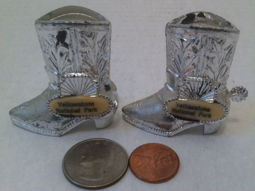 Vintage Salt and Pepper Shakers, Set of Vintage Salt & Pepper Shakers