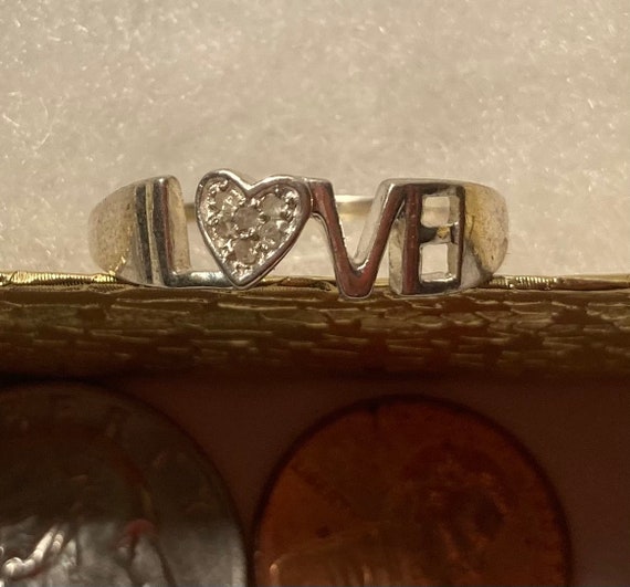 Vintage Sterling Silver Ring with Nice Love Desig… - image 4