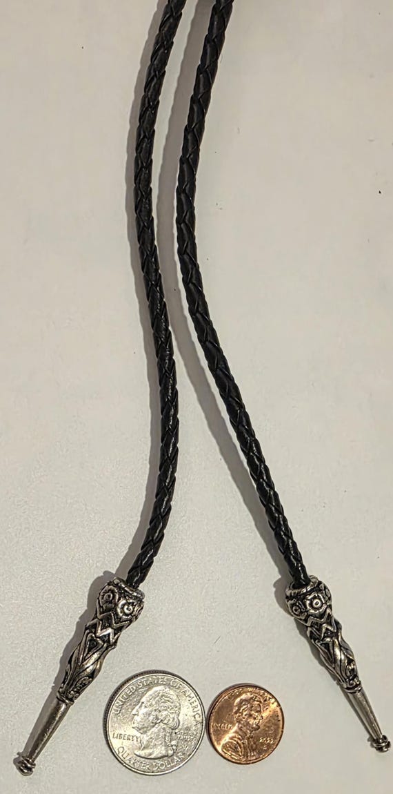 Vintage Metal Bolo Tie, Nice Feathers, Arrowhead Design, Nice Western Design View 4