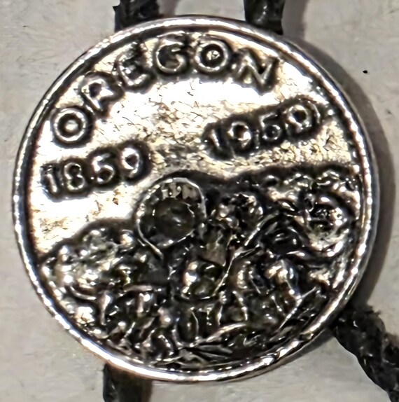 Vintage Metal Bolo Tie, Nice Oregon Design, Nice Western Design