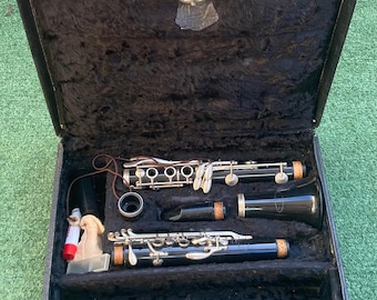 Vintage Leblanc Nobel Paris Vito V2 Clarinet With Case and Extras