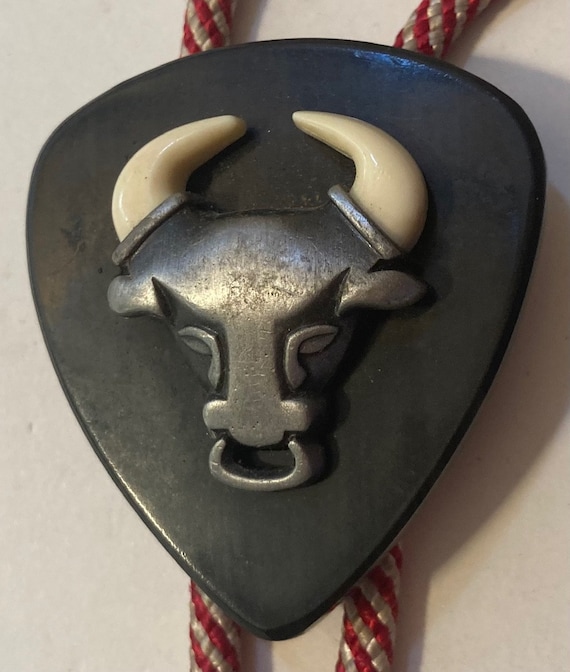 Vintage Metal Bolo Tie, Nice Bull, Cow, Design, N… - image 1