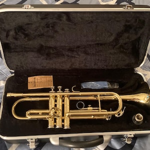 Vintage Musical Instrument, Trumpet, Simba, in Hard Case, Music, Notes ...