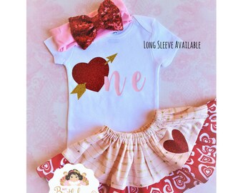 Valentines day 1st birthday outfit,Valentines Shirt,baby valentine outfit,baby girl valentine,valentine skirt,Shirt, pink, 1st Birthday