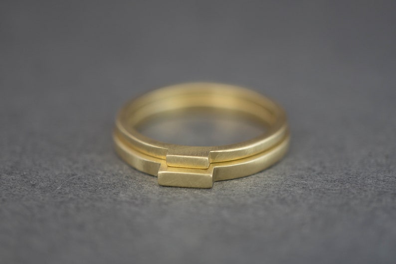 Geometric solid gold ring Solid gold ring for women Solid gold rings for women 14k Unique solid gold ring Minimal women gold ring zdjęcie 1