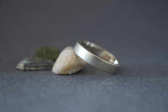Matte White Gold Wedding Band Flat White Gold Band 4mm Men Etsy
