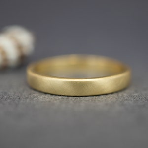 18k gold band ring - Brushed wedding band - 18k matte gold wedding ring - Brushed 3mm ring - 3mm wedding band women - matte 3mm ring - Solid