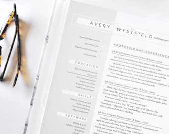 Pode incluir: Um modelo de currículo bege com um design profissional. O currículo inclui seções para o nome, informações de contato, educação, habilidades e experiência profissional. O texto está em uma fonte simples e fácil de ler.