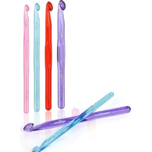 Set of 4 Acrylic Plastic Crochet Hook Easy Hold Handle 6, 7, 8, 9mm