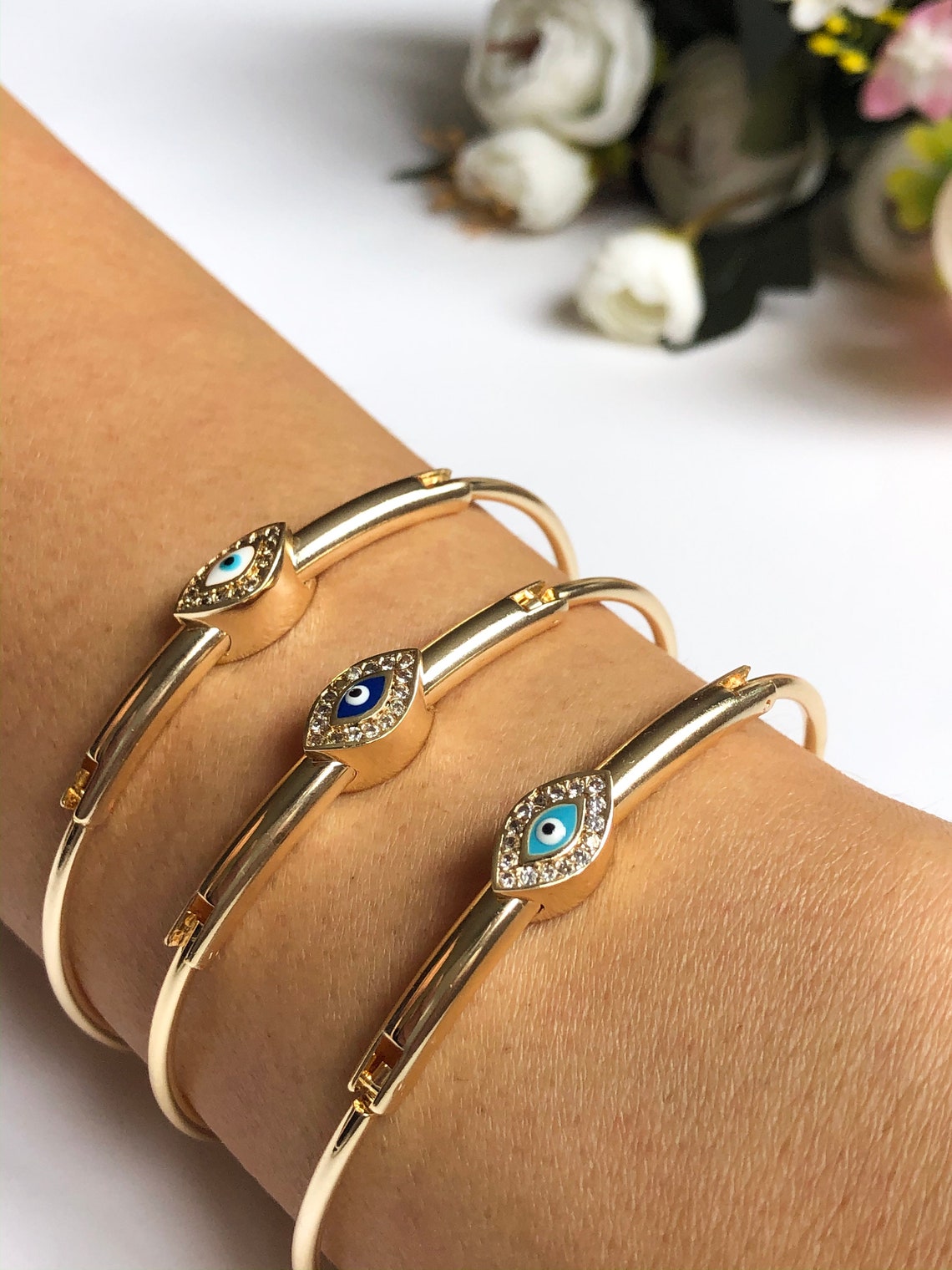 DG Women's 6.5 Silver Stainless Steel Evil Eye CZ Eternity Bangle Bracelet – Box Included