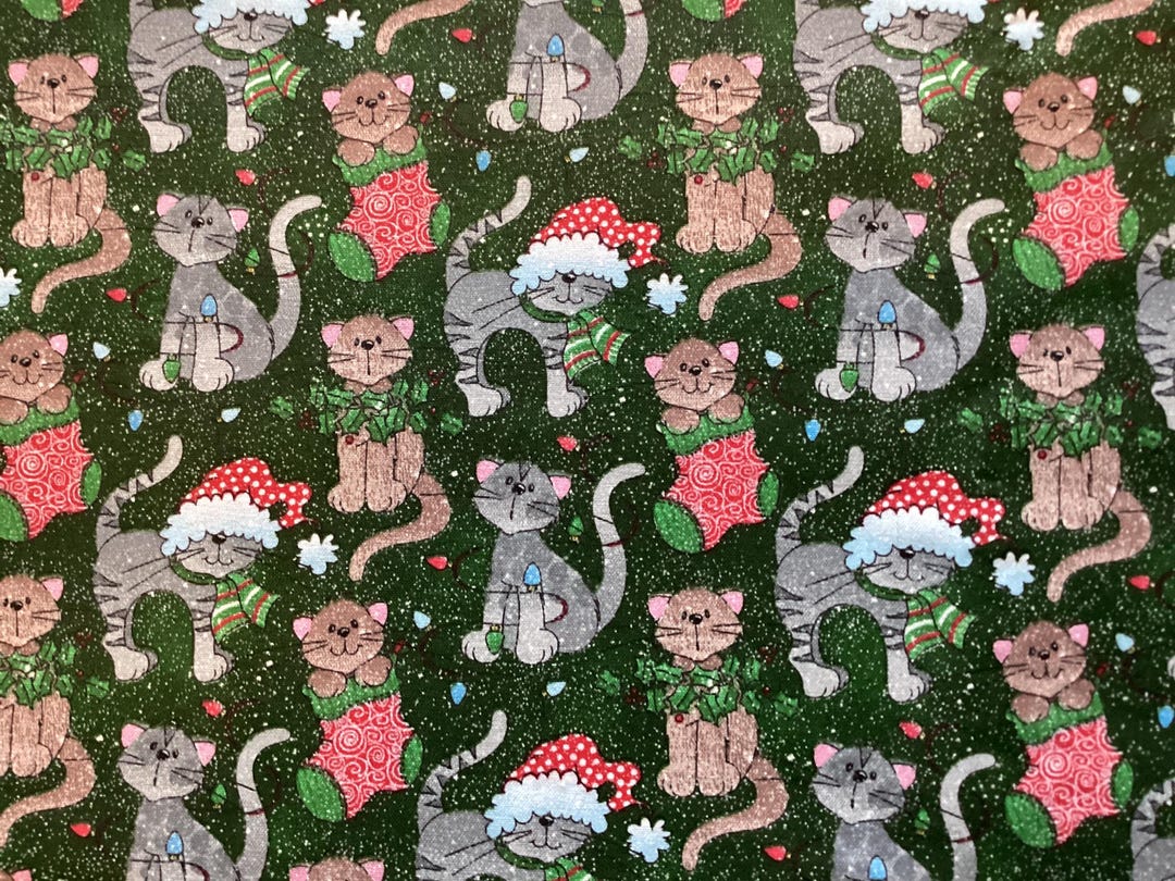 Lengthwise Designs Christmas Cats Green Directional Lengthwise Fabric Quilting Crafting ...