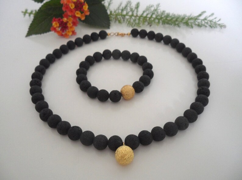Necklace Lava /& Sparkling Gold Ball