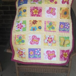 Flowers and Butterflies Fleece Quilt for Children
