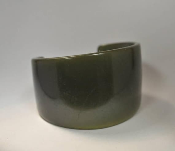 Vintage Extra Wide Bakelite Bangle Bracelet Trans… - image 1