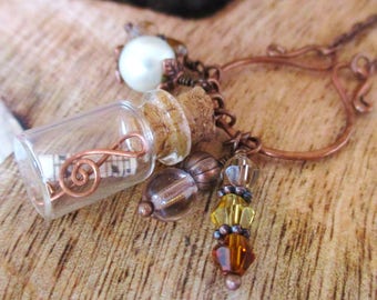 Long Gold-Beaded Treble Clef Music Jar Necklace