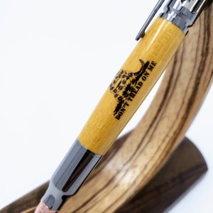 Gadsden Vlag .30 Cal Bolt Actie Pen Hand Turned | Loop niet op mij | Laser gegraveerd