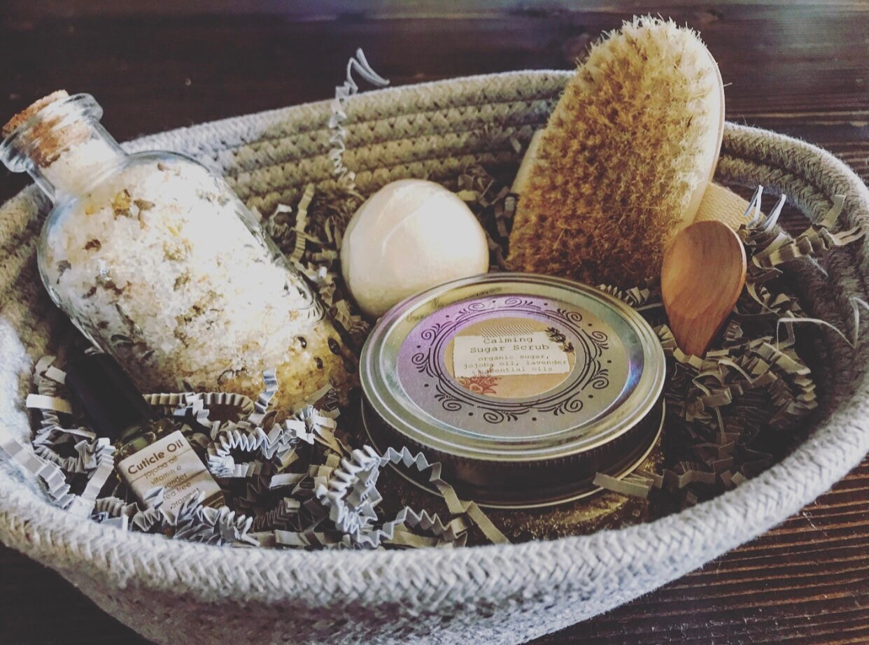 Petite Spa/Pamper Gift Basket For Mom // Gift For Her // Bath Etsy