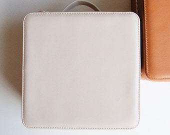 Makeup and Jewelry Travel Case - Jewelry and Cosmetic Travel Case - Personalized Travel Organizer - Jewelry Case with Handle