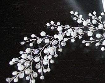 Bridal hair vine Extra long Wedding hair vine Pearl hair vine Bohemian bridal headpiece babies breath crystal vine boho bridal headpiece