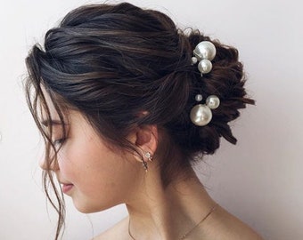 Pearl Hair Pins, Wedding Pins, Ivory Pearl Hair Pins, White Pearl Hairpins, Gold Hairpiece, Bridal Hairpiece, Up-do Pins