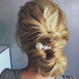 Set of 5 Pearl Hair Pins, Made to Order, Pearl beads, Wedding Hair Grips, Bridal Hair Pins image 6