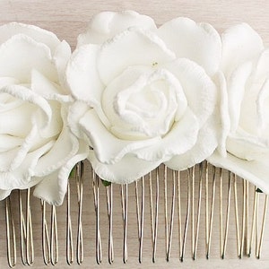 White bridal hair comb Wedding hair comb Bridal Hair Comb Wedding Hair Accessory White Rose Flowers Flower Comb Floral Hair Comb Christmas