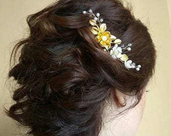 Bridal hair pins Gold Leaf Wedding hair pins Bridesmaid bobby pins Pearl Hair Pin Flower Hair Pin Gold Bridal Hair Pin Bridal hair piece