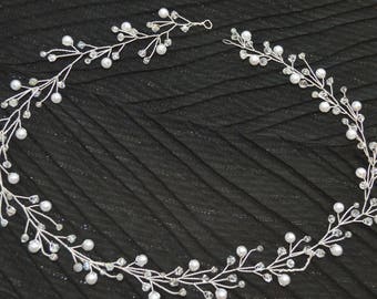 Pearls and Crystals Bridal Wedding Headband Bridal Headpiece Wedding Hair Vine Bridal Hairpiece Crystal Hair Vine Bridal Wreath Bridal Tiara