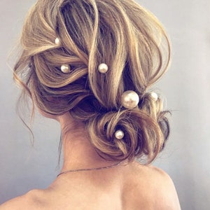 Set of 5 Pearl Hair Pins, Made to Order, Pearl beads, Wedding Hair Grips, Bridal Hair Pins image 3