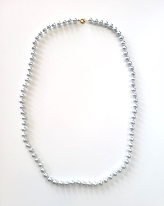 Lot of Two Vintage Grey Faux Pearl Necklaces and … - image 7