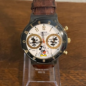 1990&#39;s Lorus Mickey Mouse Chronograph Watch- Vintage Disney Mickey Mouse Chronograph Watch