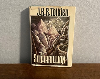 1977 Première édition, deuxième impression du Silmarillion par J.R.R. Tolkien - Édition américaine du Silmarillion, avec cartes