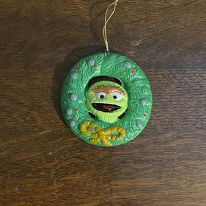 1988 Sesame Street Oscar the Grouch Holiday Wreath Ornament- Vintage Muppets Inc. Ceramic Sesame Street Oscar Christmas Ornament