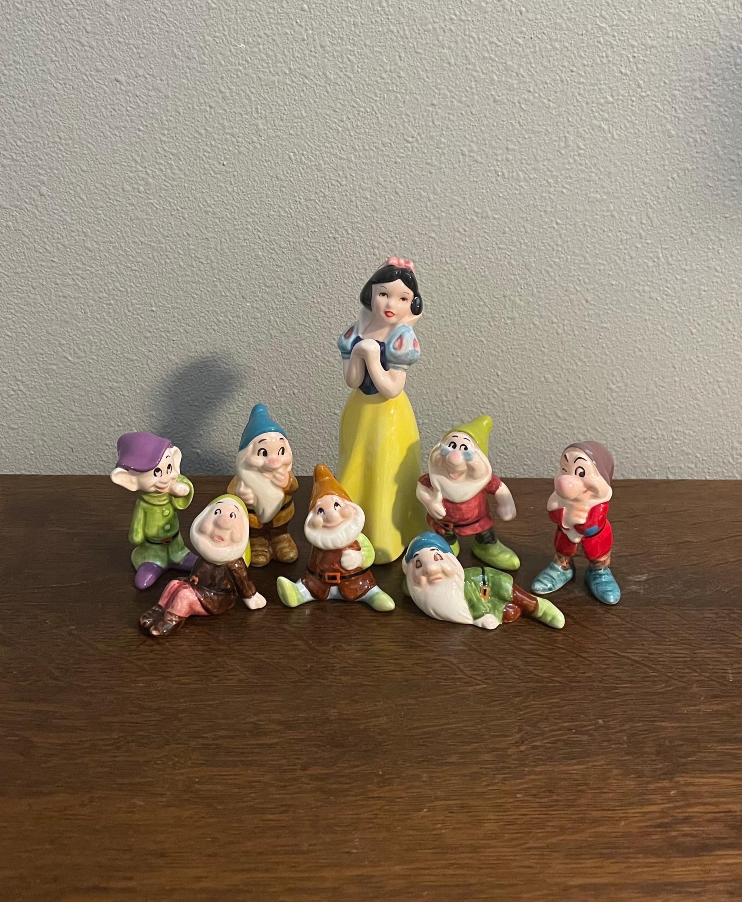 Snow white seven dwarfs porcelain figurines - Etsy 日本