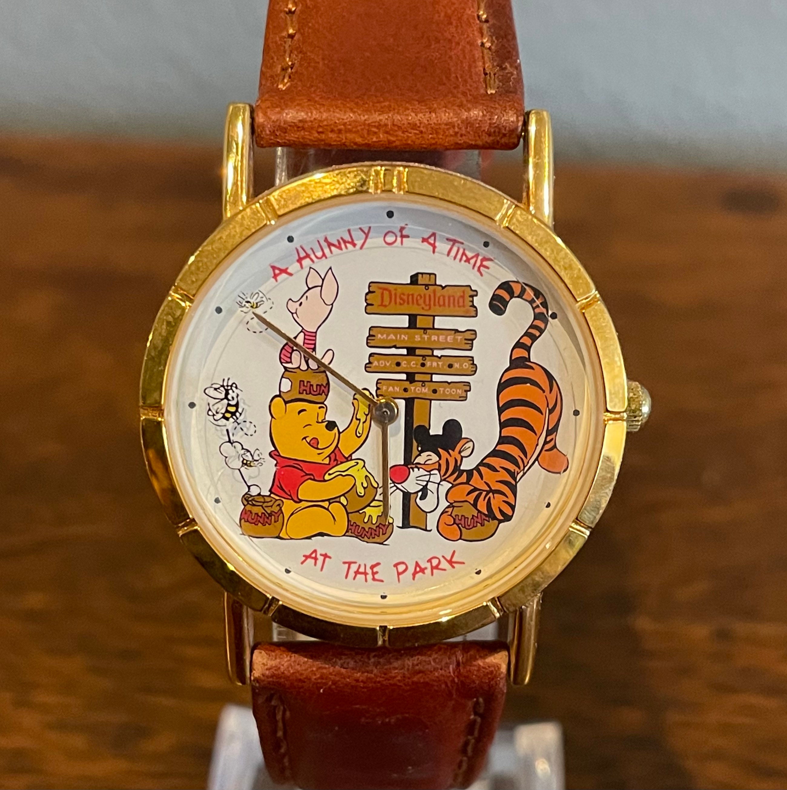 NEW Disney Winnie the Pooh Honey pot Watch Collectors Series VI  ceramic