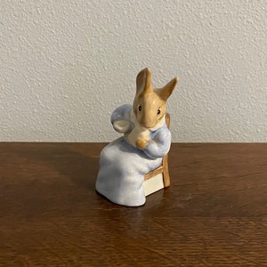 Cottontail- Beatrix Potter Figurine- Beswick, England, Copyright 1985