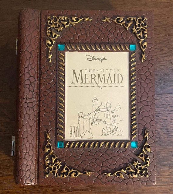 1990's Disney Fairy Tale Watch Collection The Little Mermaid Watch View 2